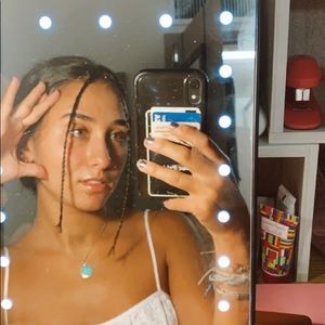 Meet your Posher, Bella